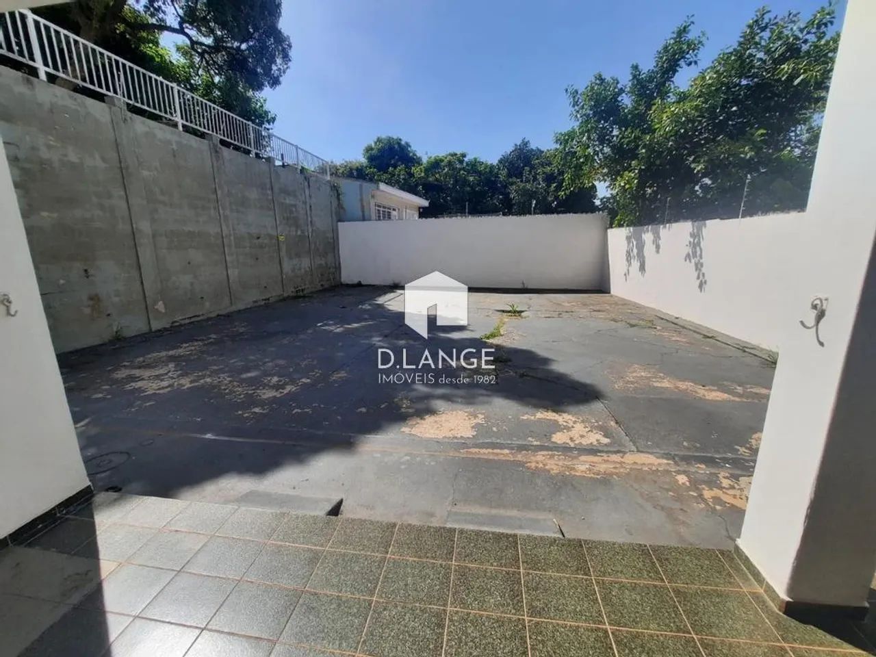 Sobrado para alugar em Campinas, Jardim Chapadão, com 5 quartos, com 422 m² - Foto 2