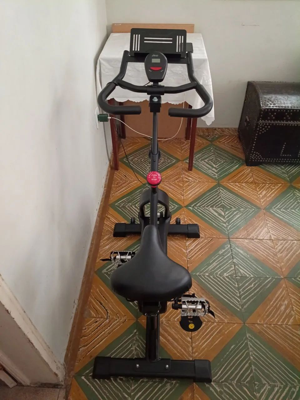 Bicicleta ergométrica academia.