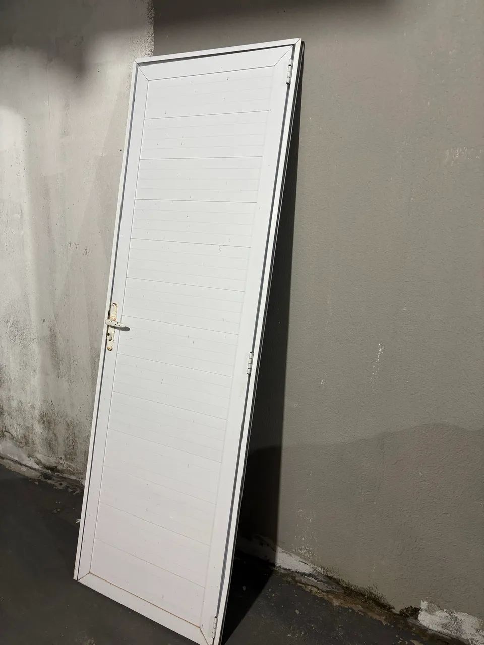 Porta de alumínio Branca 69cm