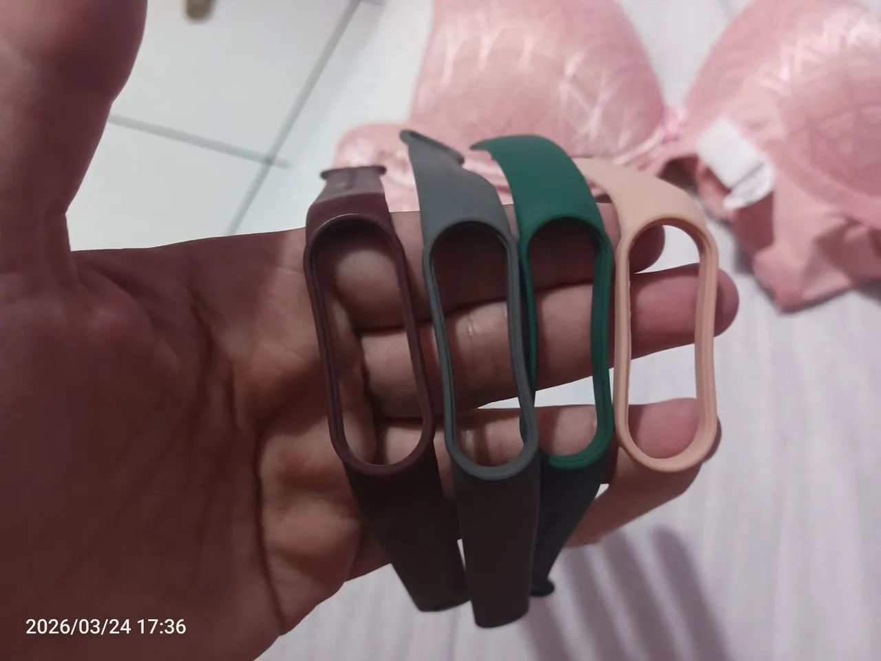 4 pulseiras do mi Band 7 - Foto 2