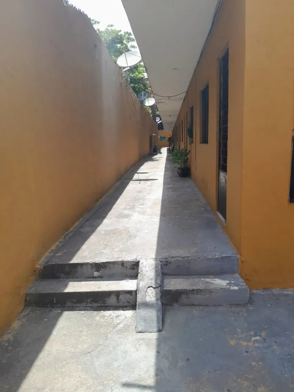 Prédio Residencial com 20 Kitnets (cada 40m2) com terreno de 605m2 -  Renda garantida - Foto 2