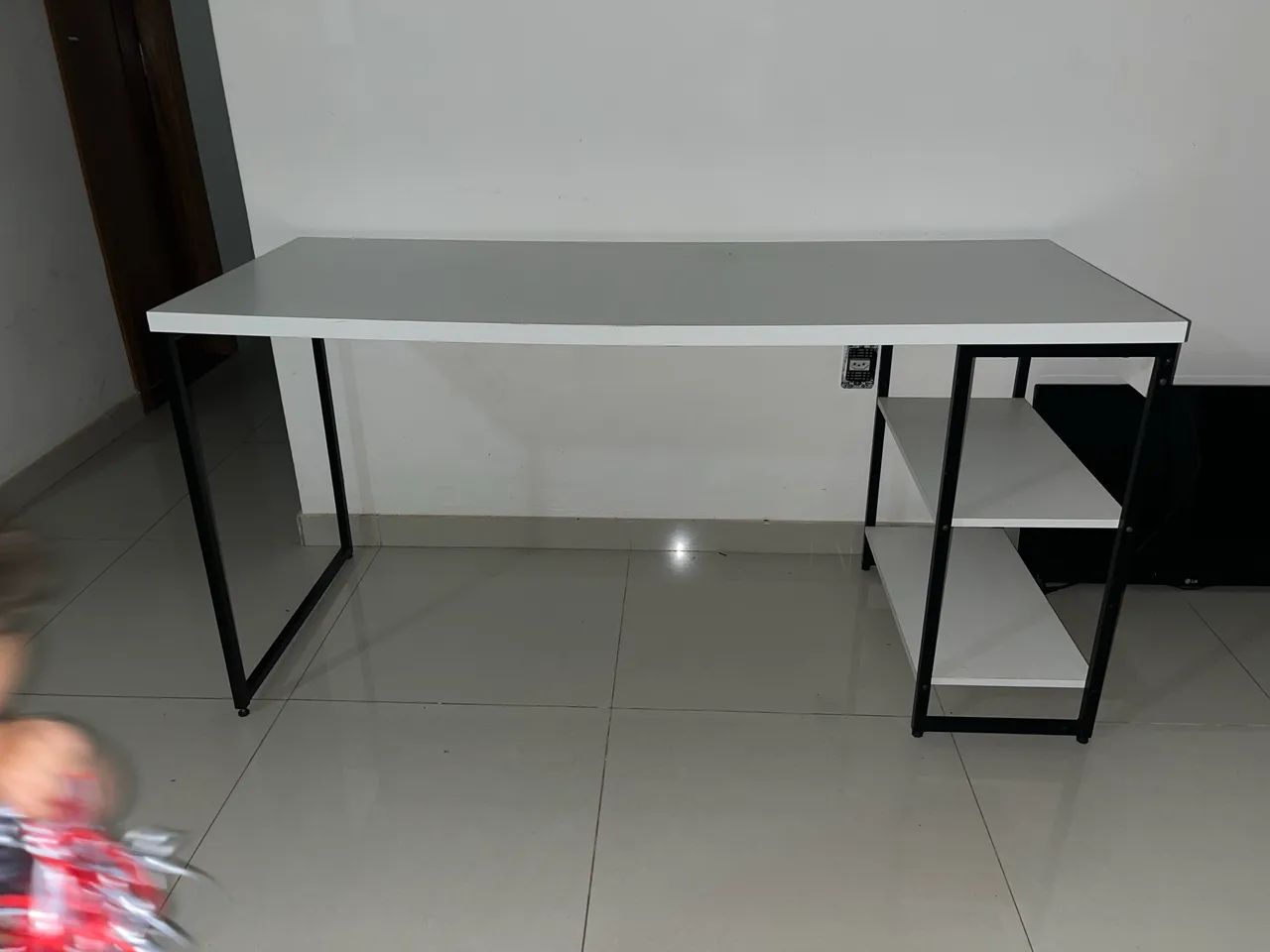 MESA ESCRITÓRIO USADA