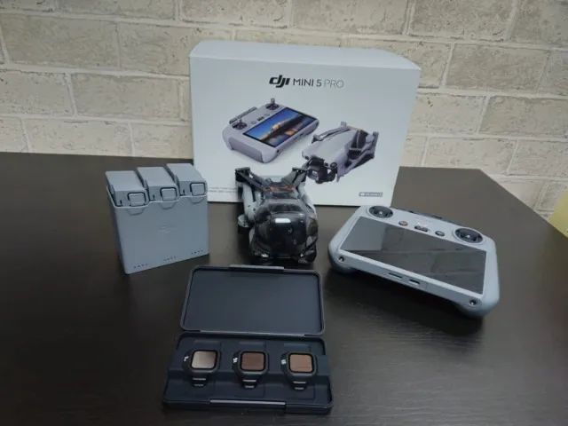 DJI Mini 5 Pro Fly More Combo Plus - Novinho
