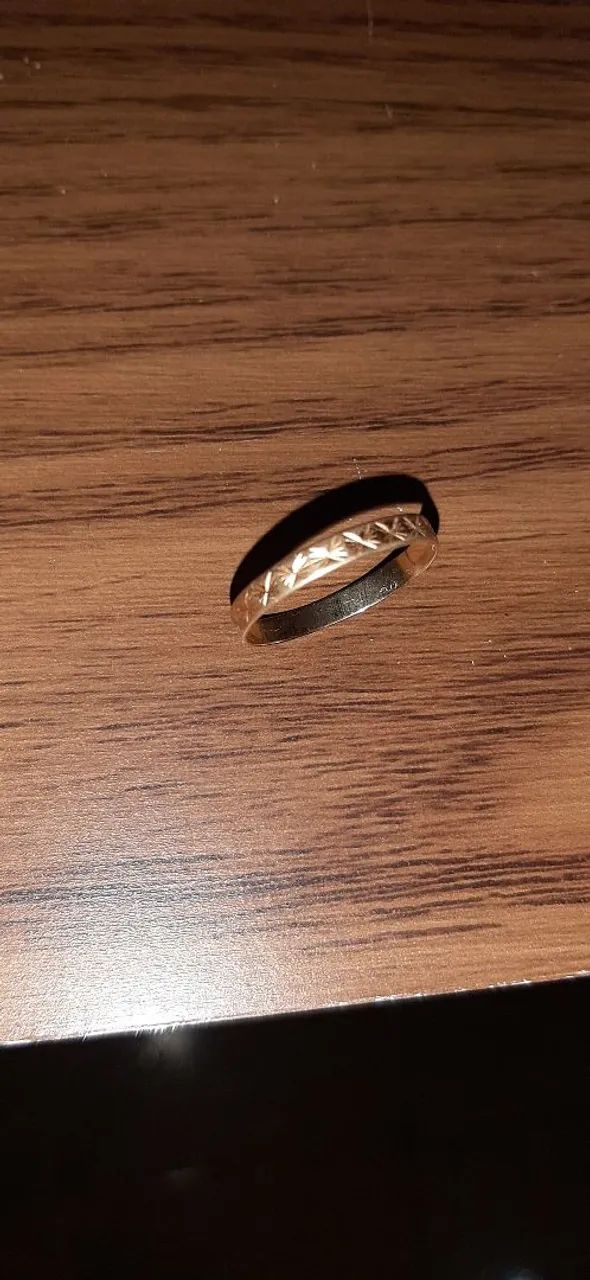 Vendo aliança ouro 