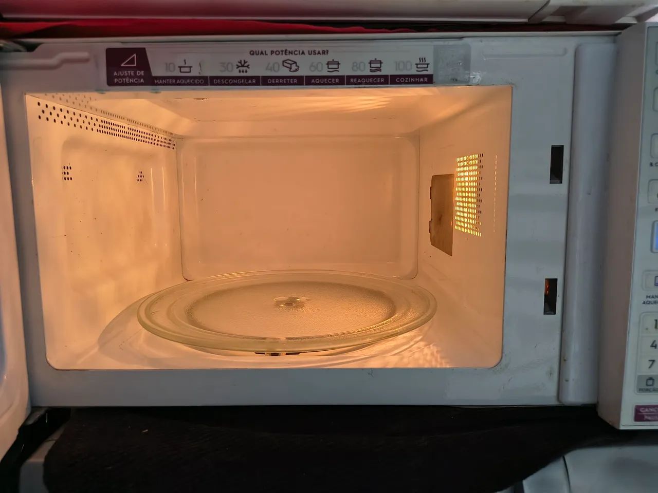 Microondas Eletrolux 34lt. 127v - Foto 2