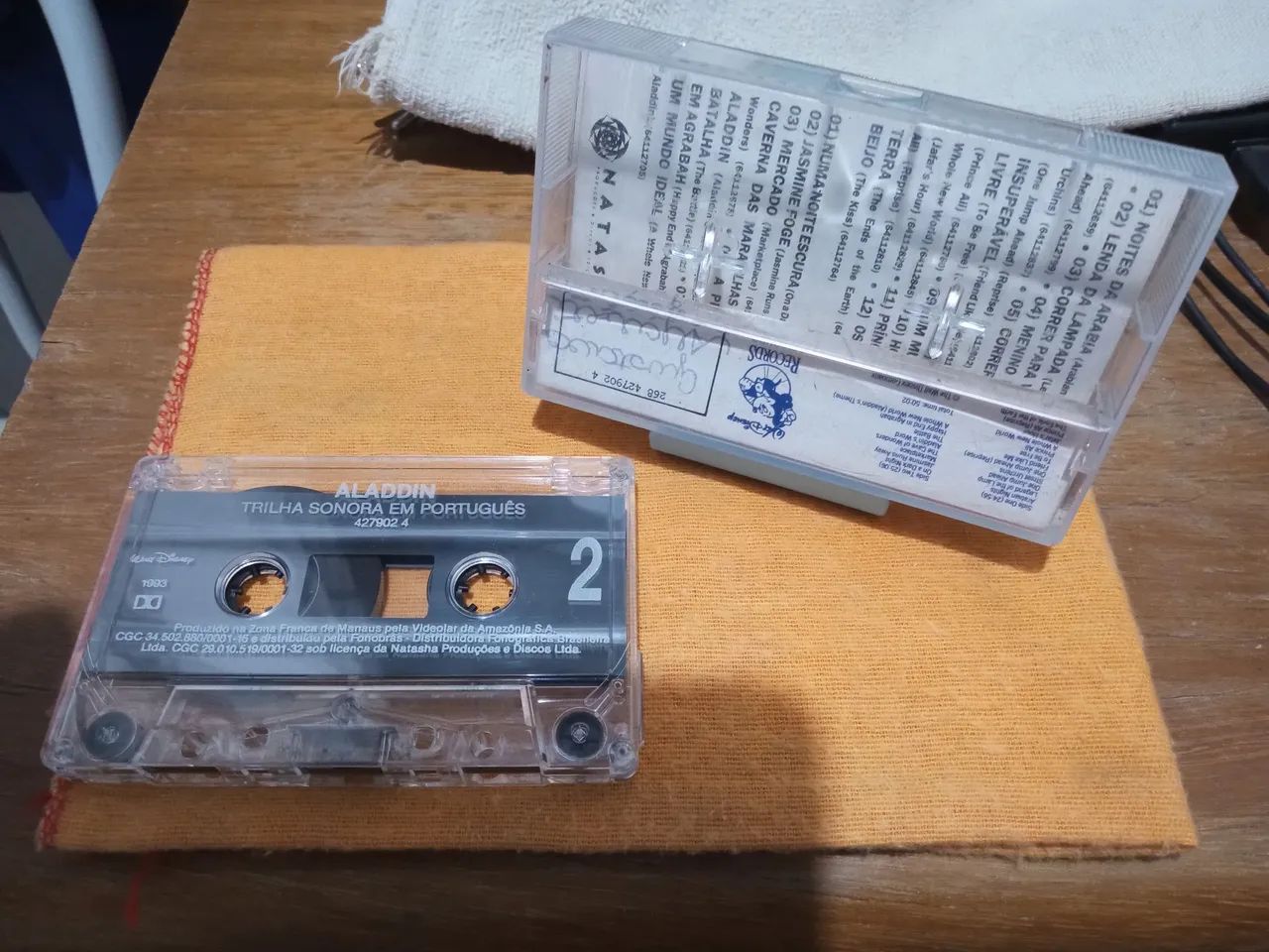 Vendo fita K7 original do ALADDIN (trilha sonora em Português