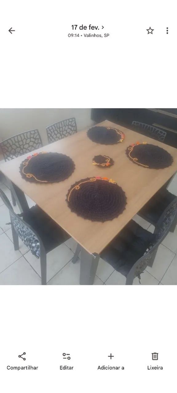 Mesa com 6 cadeiras 