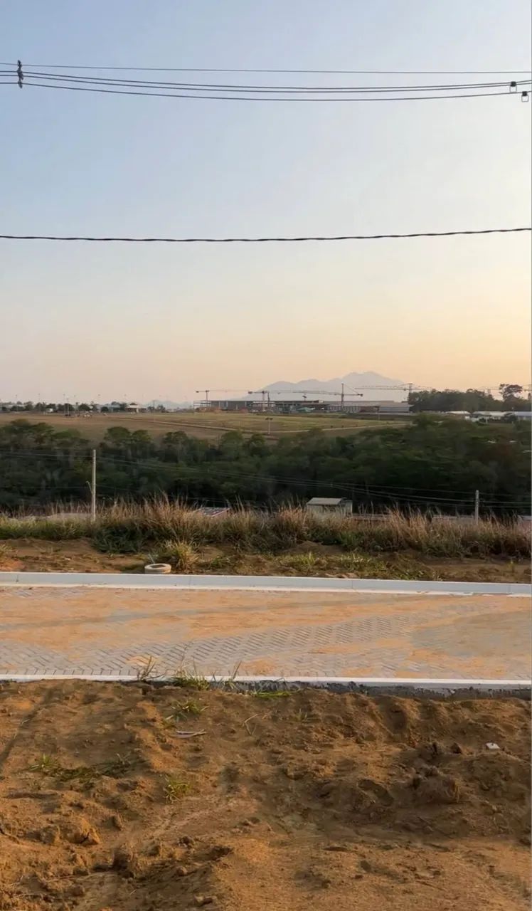 Lote de 200 m2 no Soma.