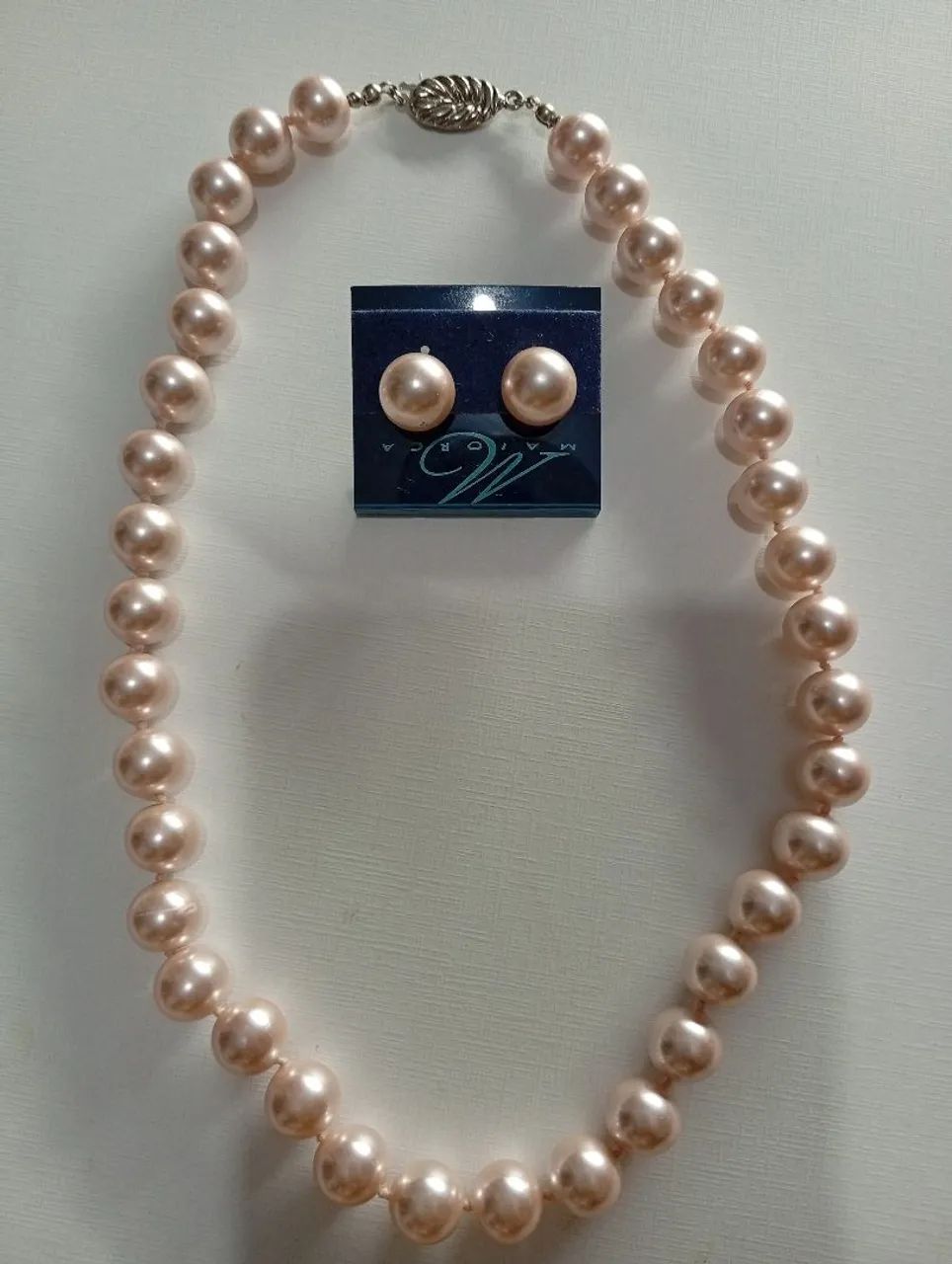 Conjunto colar e brincos de pérolas Majorica. - Foto 5