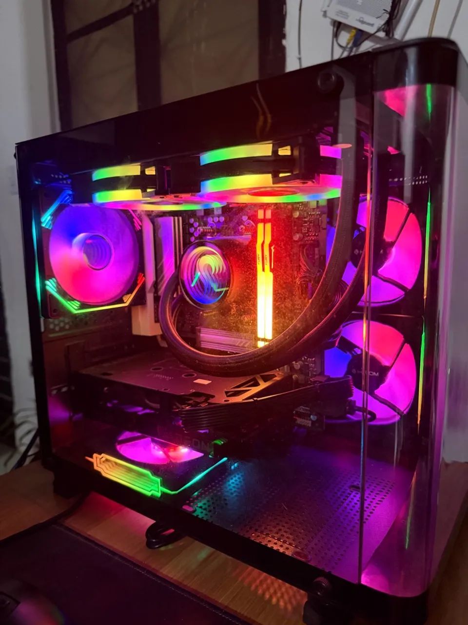 Pc Gamer 9060 xt 16GB