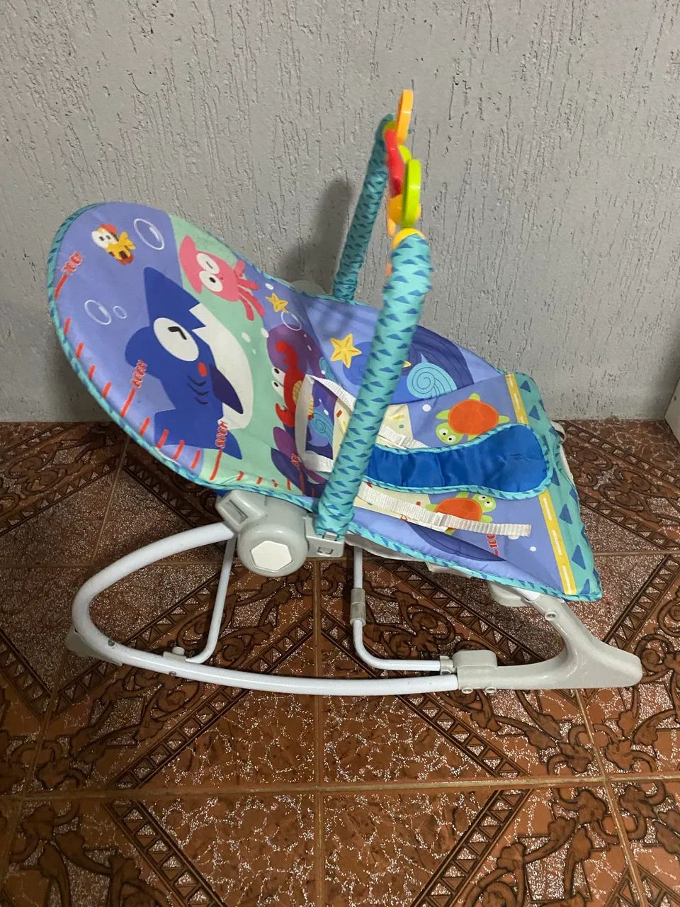 Cadeirinha de balanço musical - Foto 3