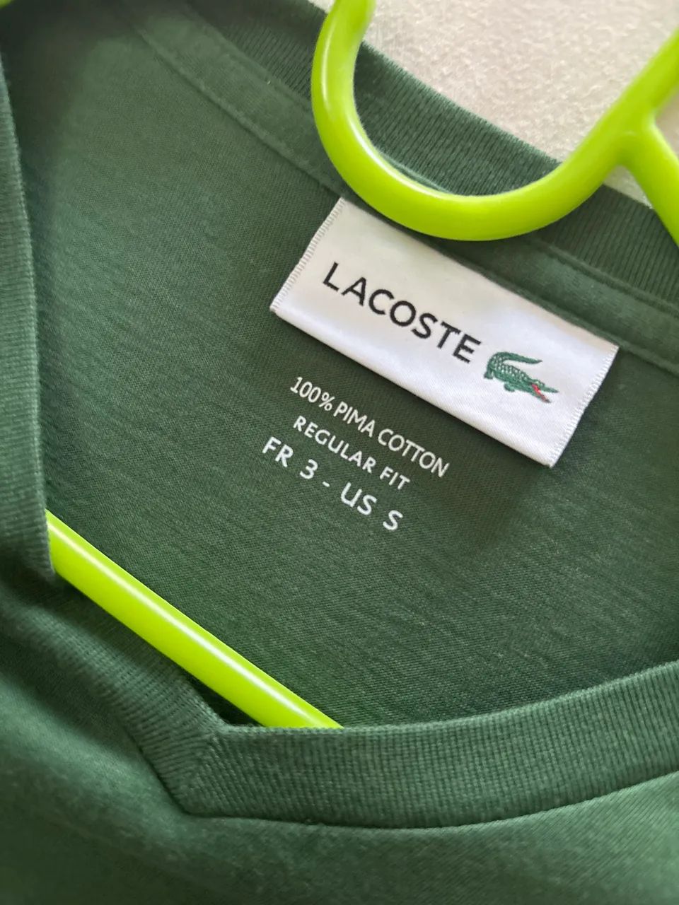 Camisa Lacoste verde escuro original P  - Foto 2