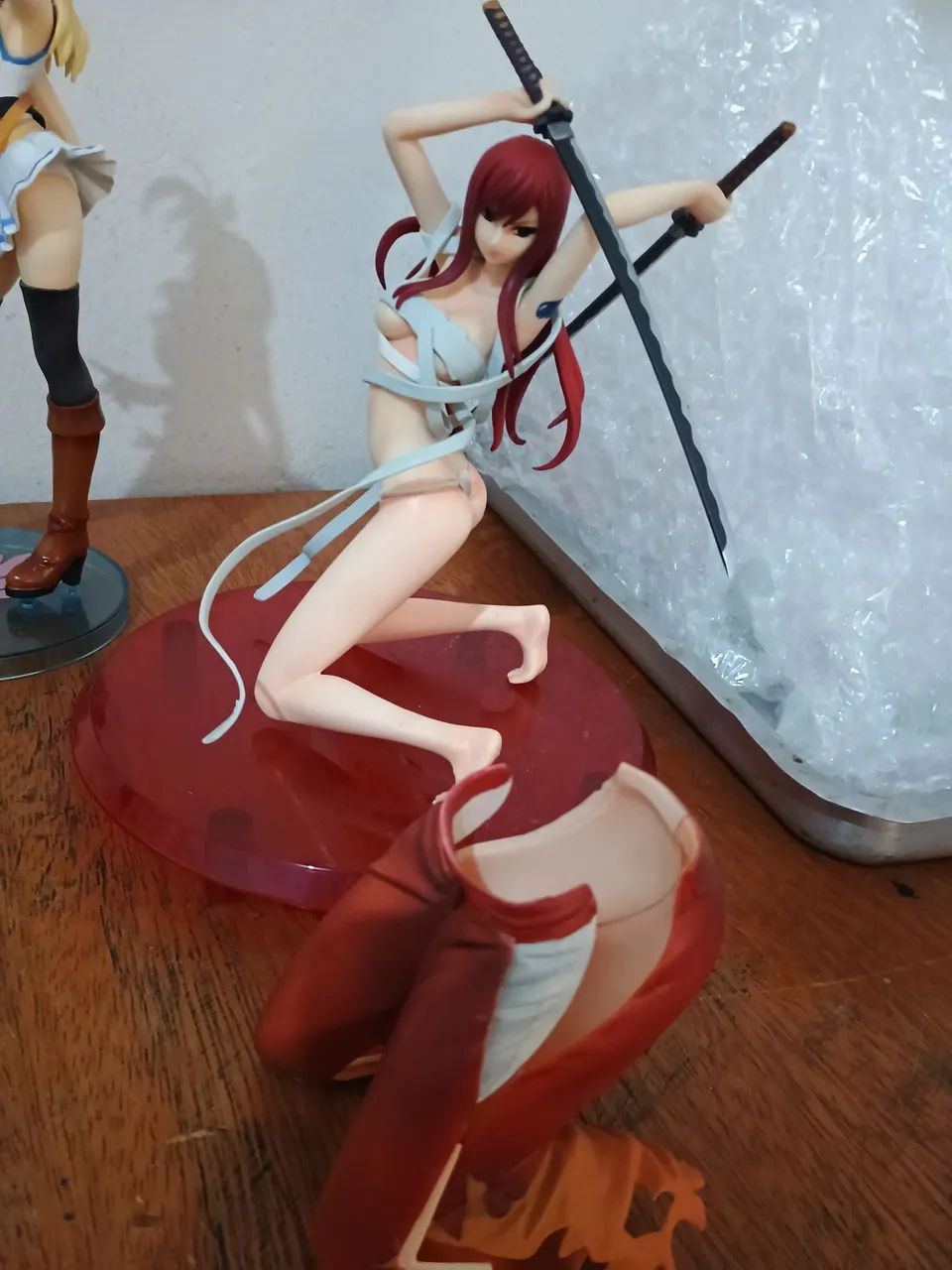 Figures Erza e Lucy - Fairy Tail - Foto 3