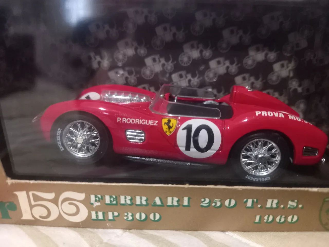 Miniatura Ferrari 250 Testa Rossa R156 ano 1960