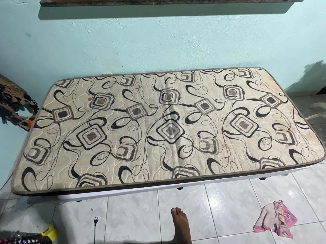 Vendendo uma cama novinha nem 1 mês de uso - Camas e Colchões