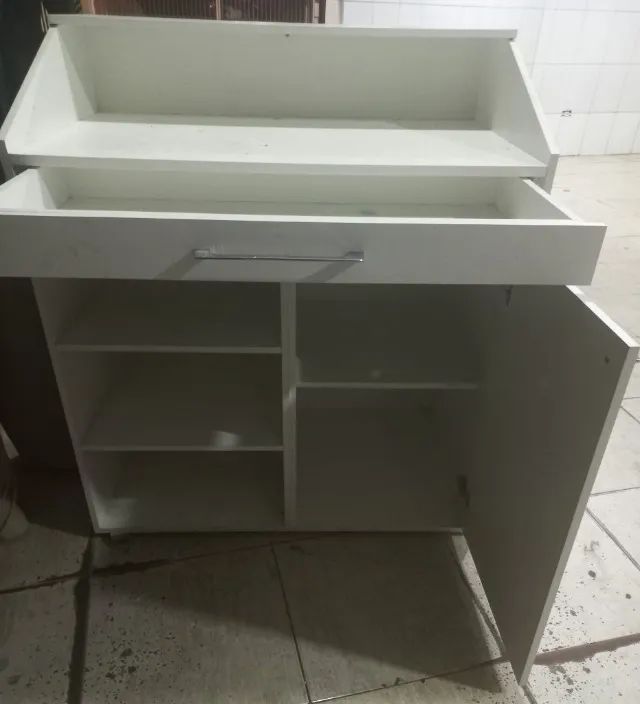 Balcão caixa feito em marcenaria  - Foto 3