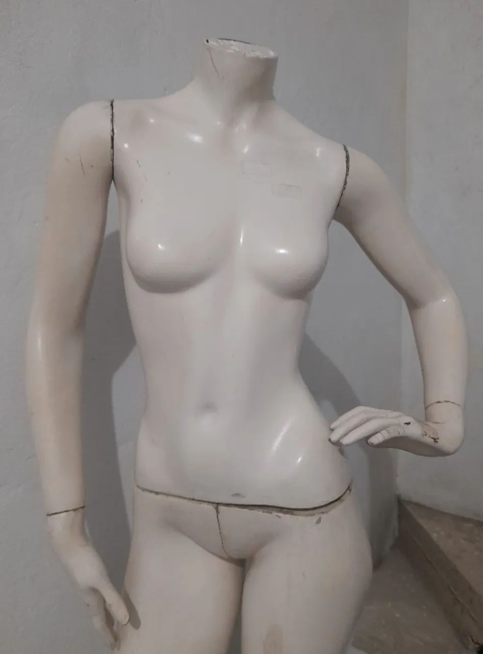 Manequim feminino desmontável - Foto 3