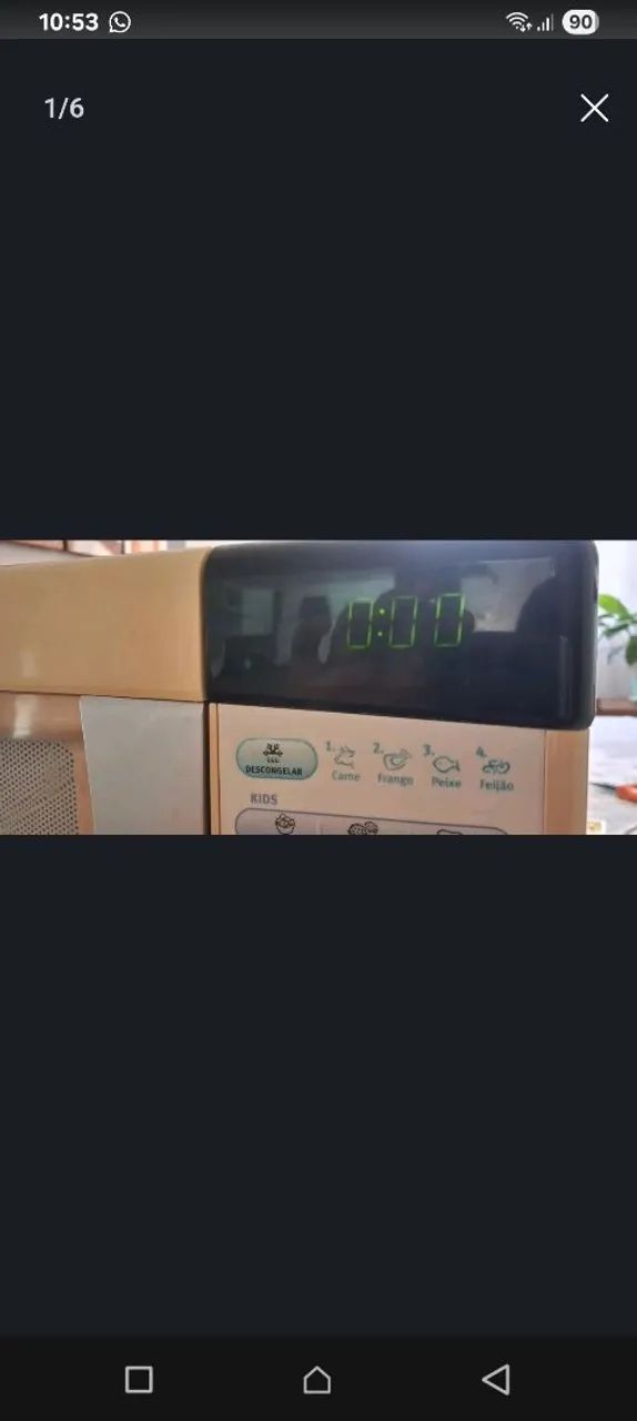 Microondas Electrolux 28l com detalhes 