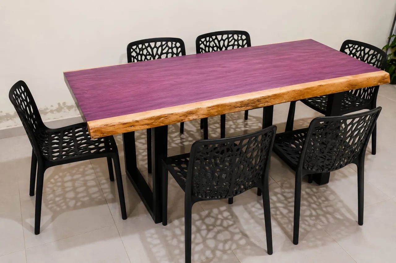 Mesa roxinho com pés de metalon 4 e 6 lugares 