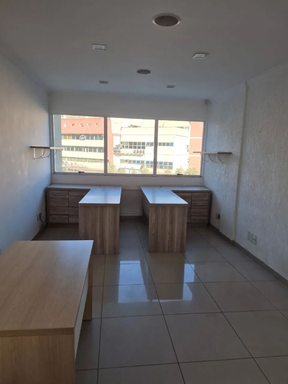 Sala comercial em Camboinhas !! - Foto 4