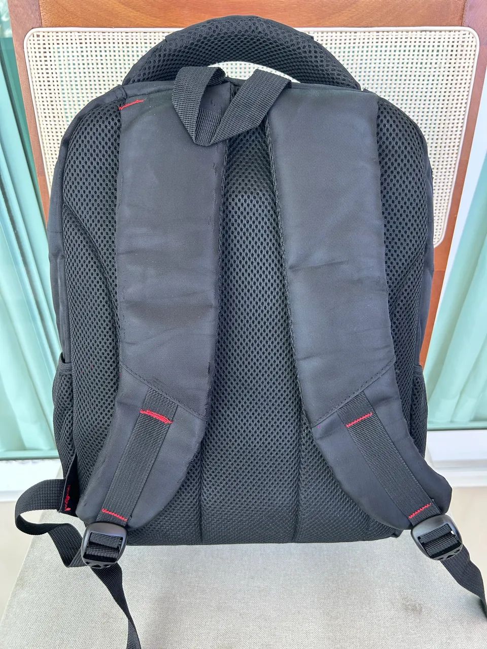 Mochila Preta Notebook  4 divisórias  - Foto 2