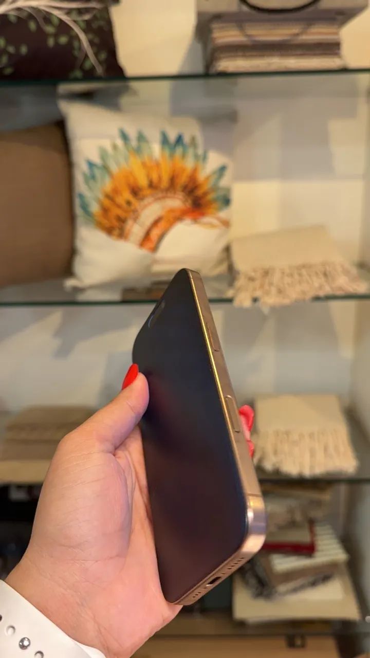 Iphone 16 pro 128gb  - Foto 3