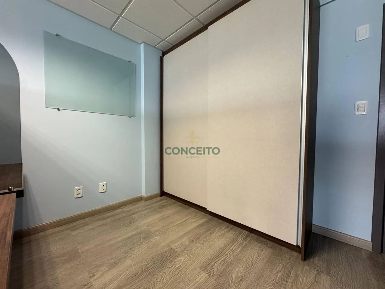 Sala comercial Mobiliada a venda de 37m² no Trindade Shopping, em Florianópolis - Foto 4