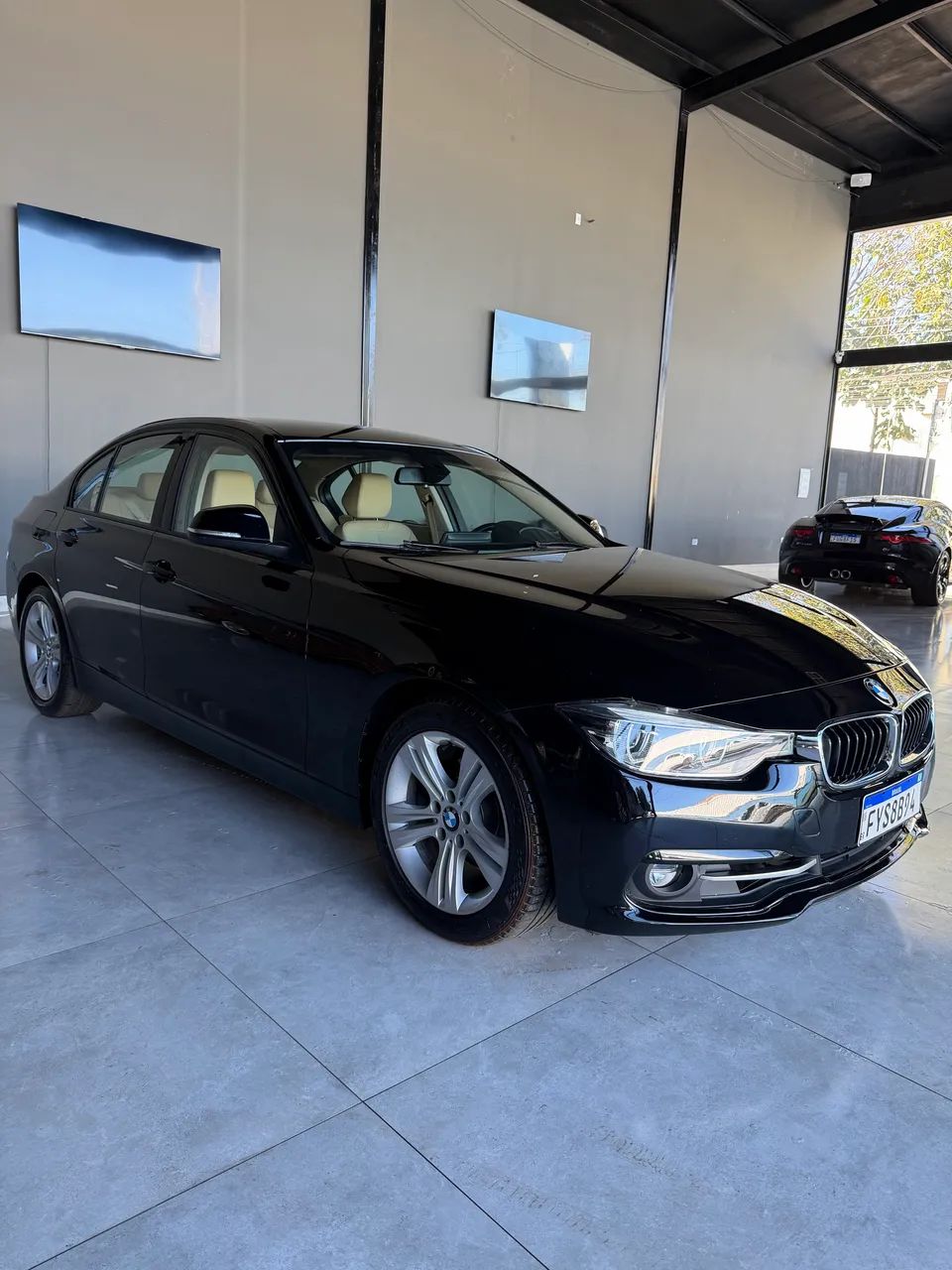 BMW 320I 2016