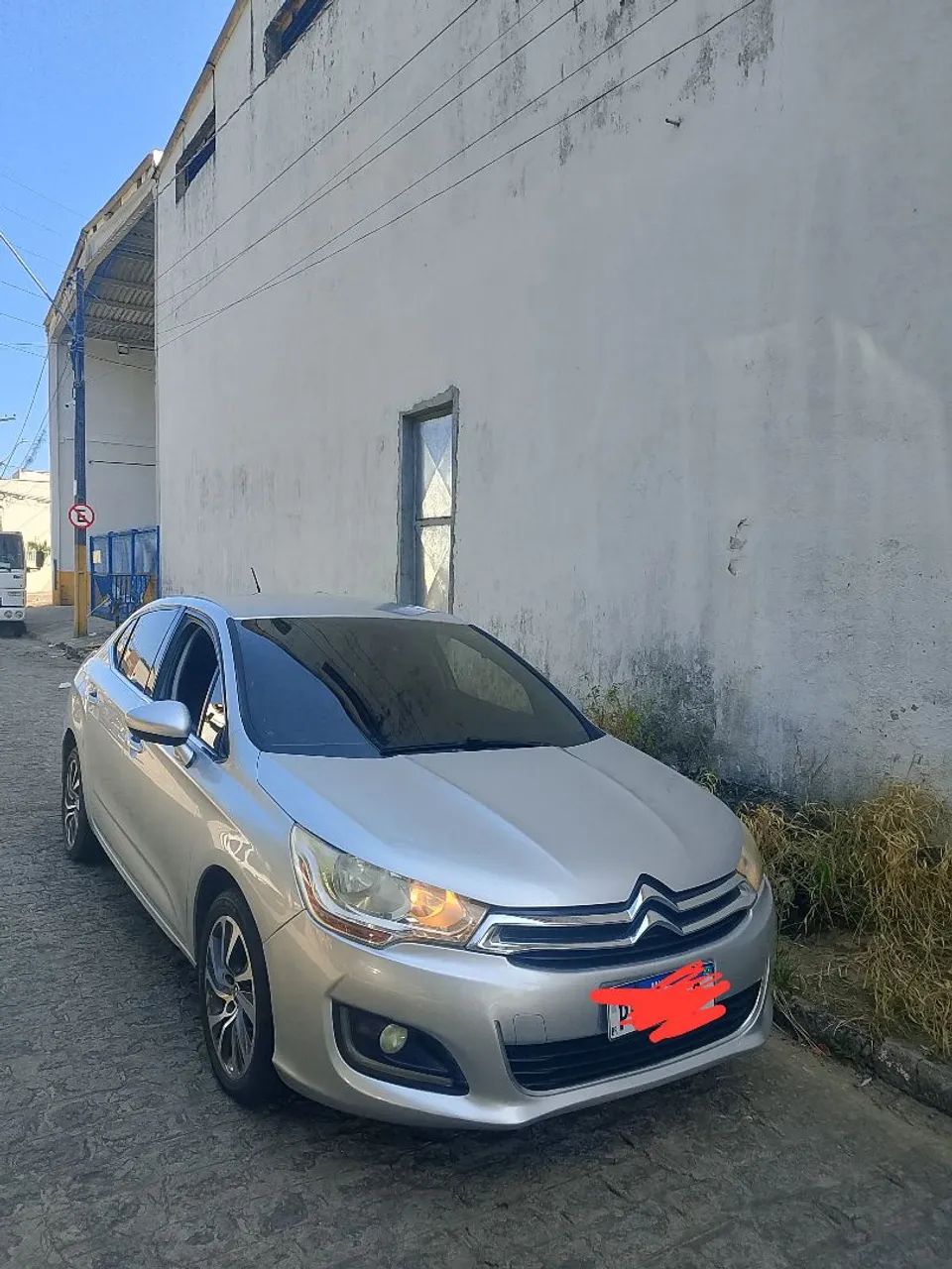 Citroën C4 C4 LOUNGE Tendance 2.0 Flex 4p Aut. 2014