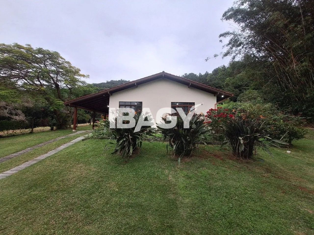 Excelente Casa 4 dormitório(s) em Santo Antônio de Lisboa - Florianópolis