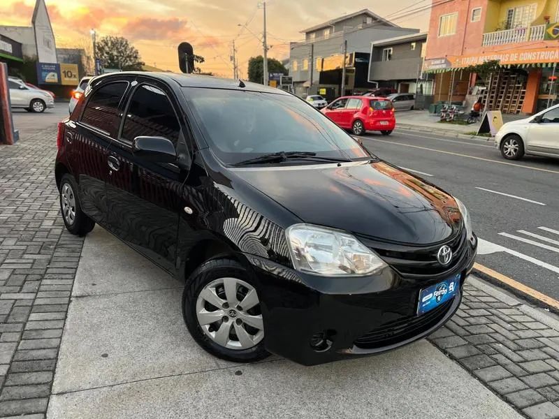 Toyota Etios ETIOS XS  1.3 Flex 16V 5p Mec. 2013