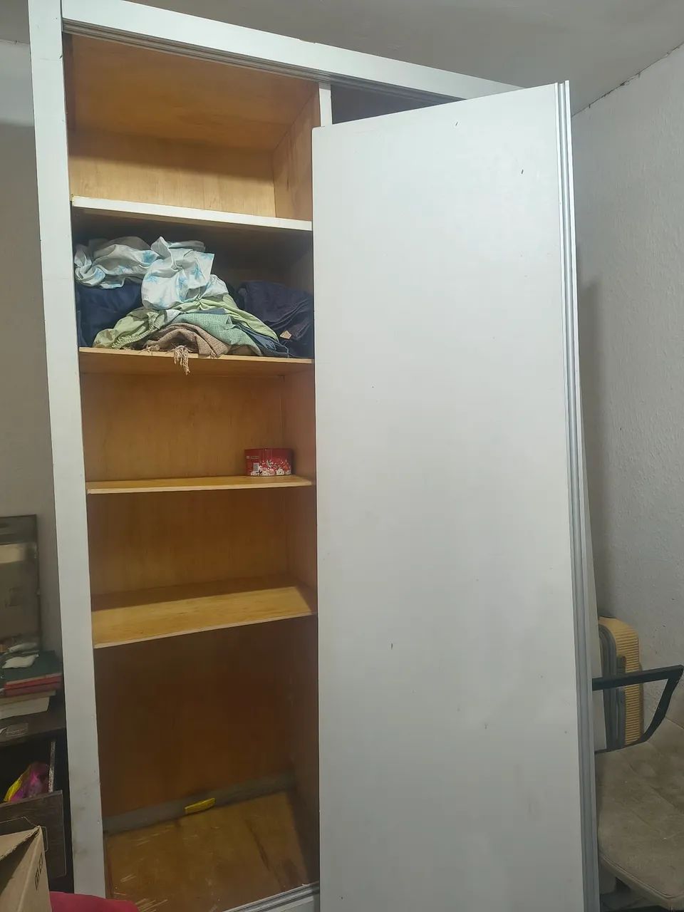 GUARDA ROUPA MADEIRA  - Foto 2