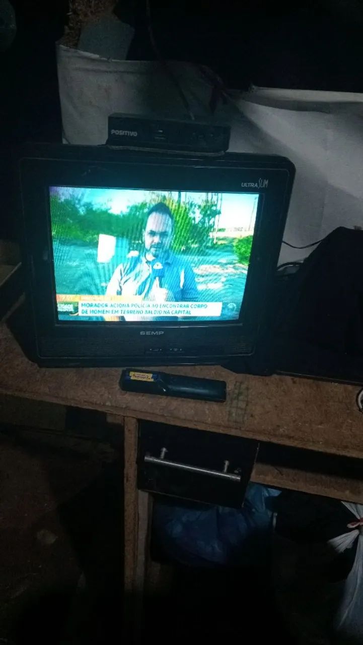 Tv de tubo 14 polegadas e converso .marca sempre funcionando  - Foto 4
