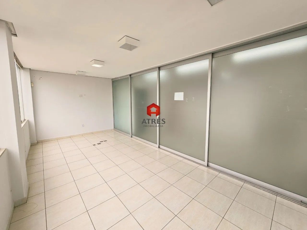 Sala comercial para locação localizada no Setor Nova Suíça. - Foto 4