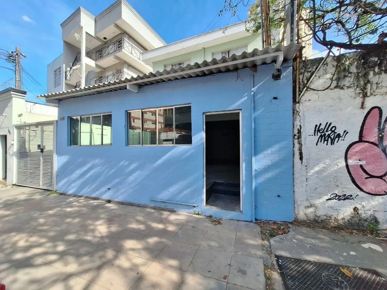 SALÃO COMERCIA COM 90 M2 FL26