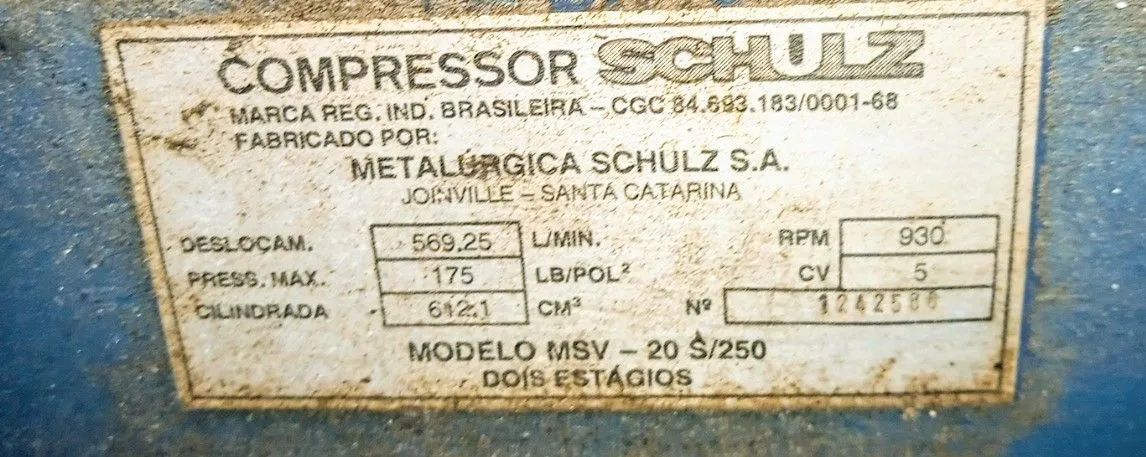 COMPRESSOR