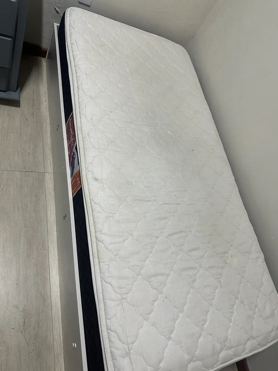 Vendo cama de solteiro  - Foto 2