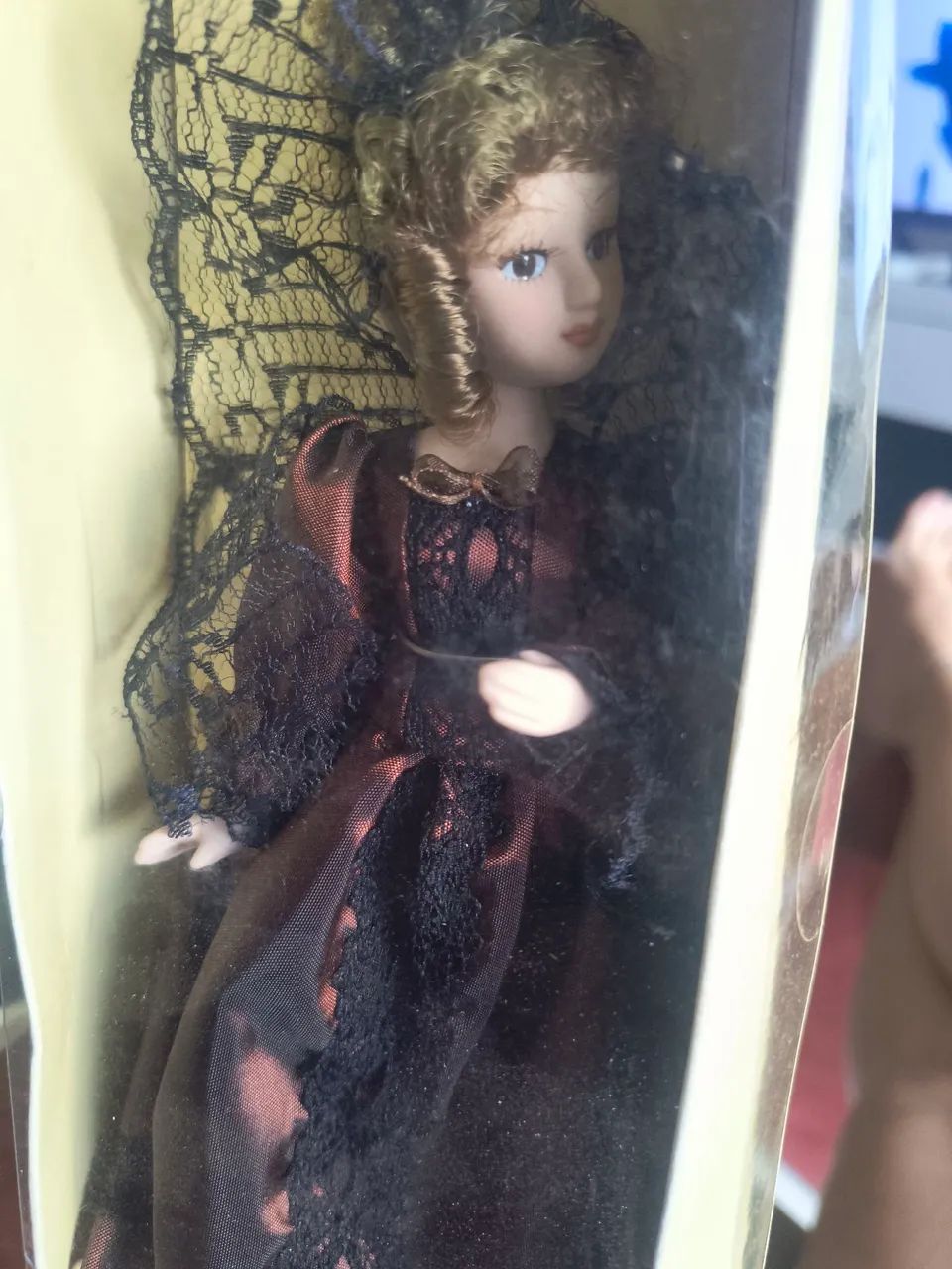 Boneca de porcelana colecionaveis - Foto 2