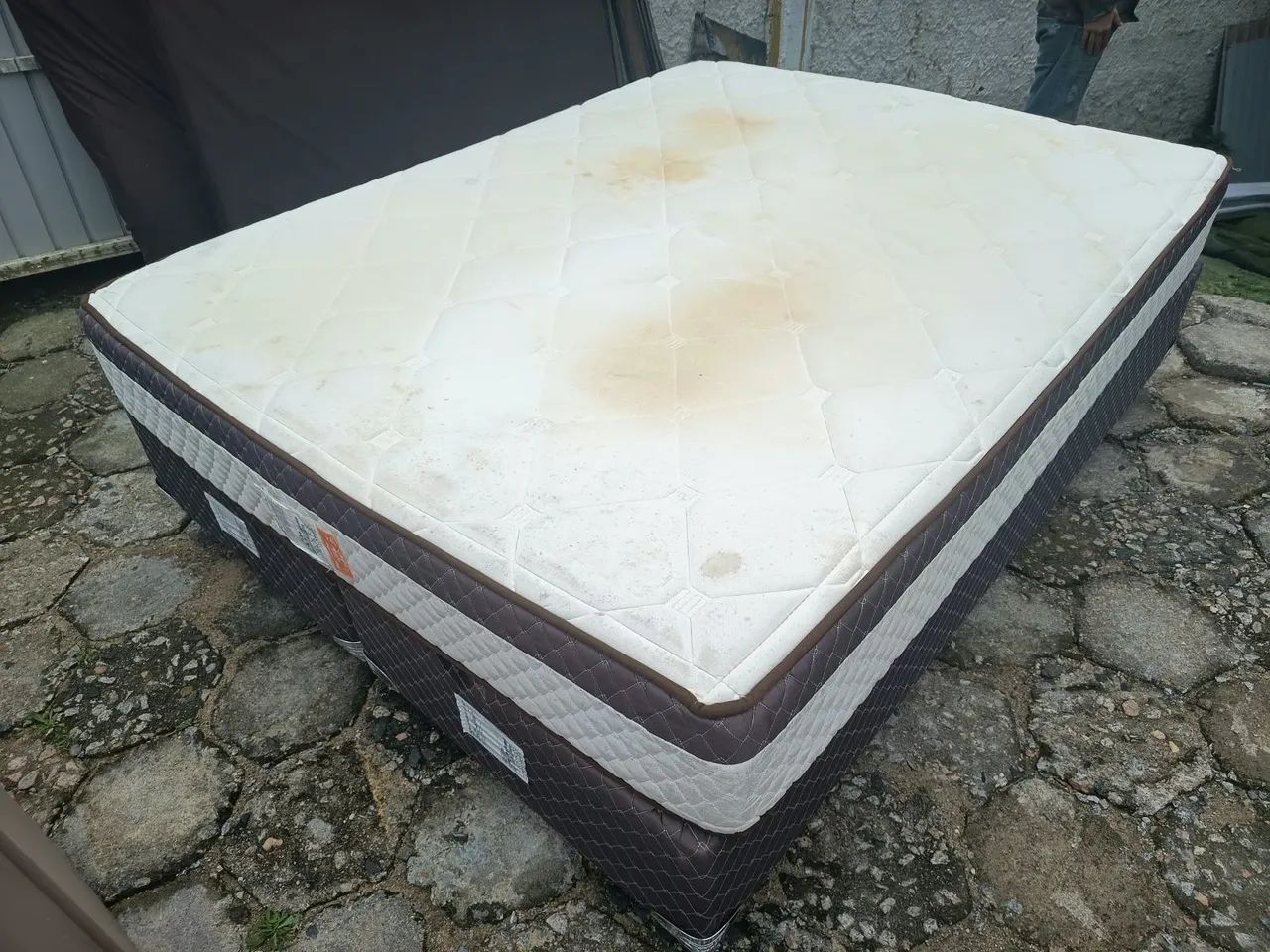 BASE BOX COM COLCHÃO QUEEN  - Foto 3