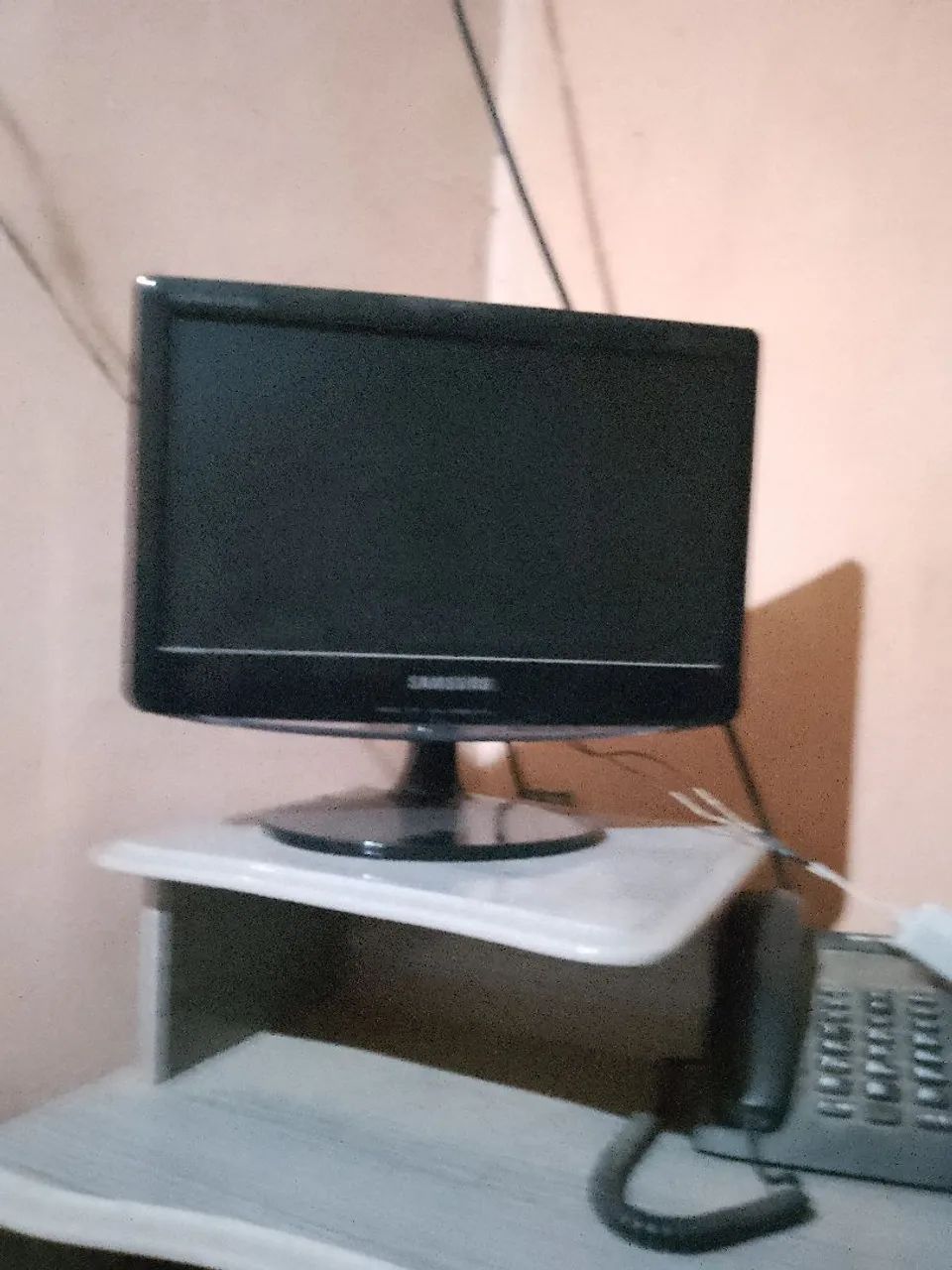 Monitor de 14 polegadas 