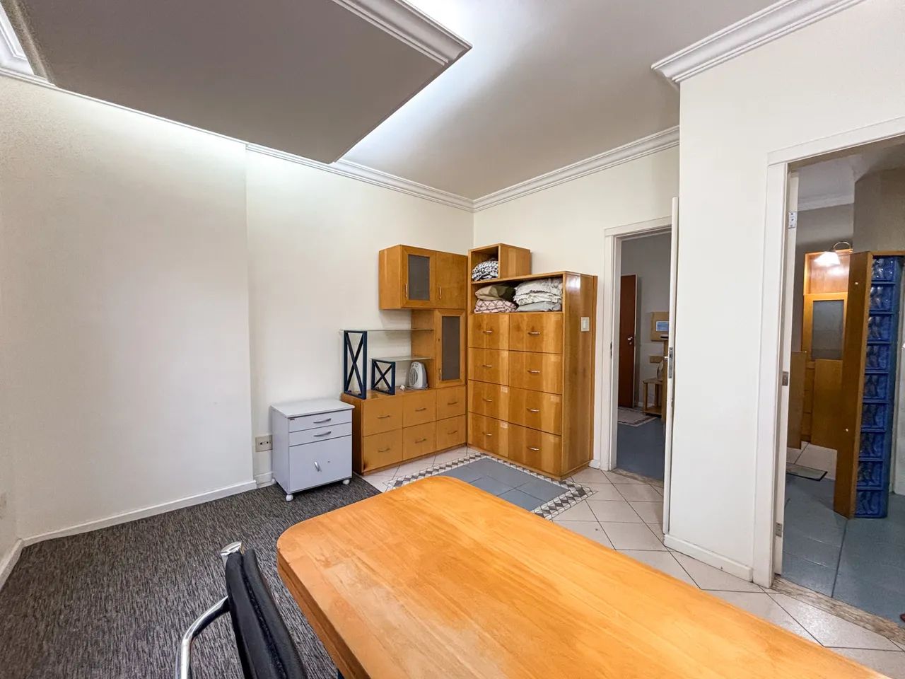 Sala comercial com planejados no Centro para venda - Foto 4