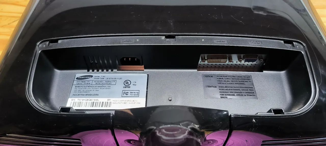 Monitor Samsung T190 - Foto 3