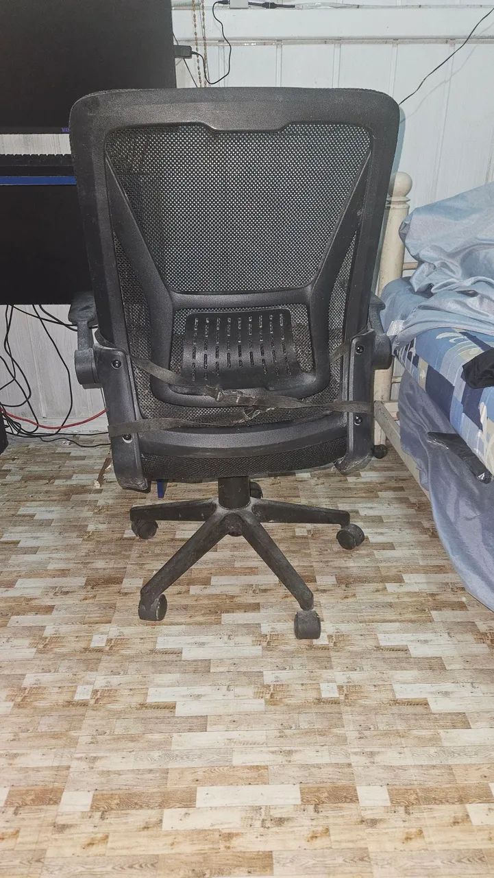 Cadeira Escritorio - Foto 2