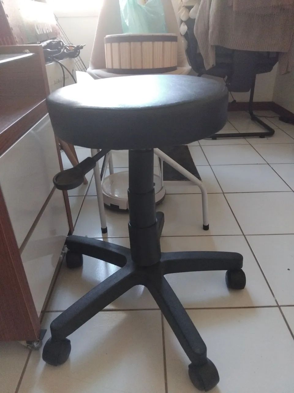 Mocho para clínica e consultório 