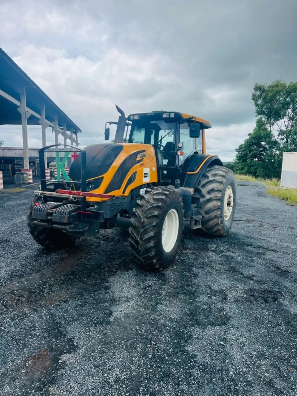 Trator Valtra BH224 HT - Foto 2