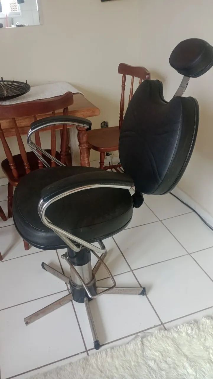 Cadeira de barbeiro  - Foto 3