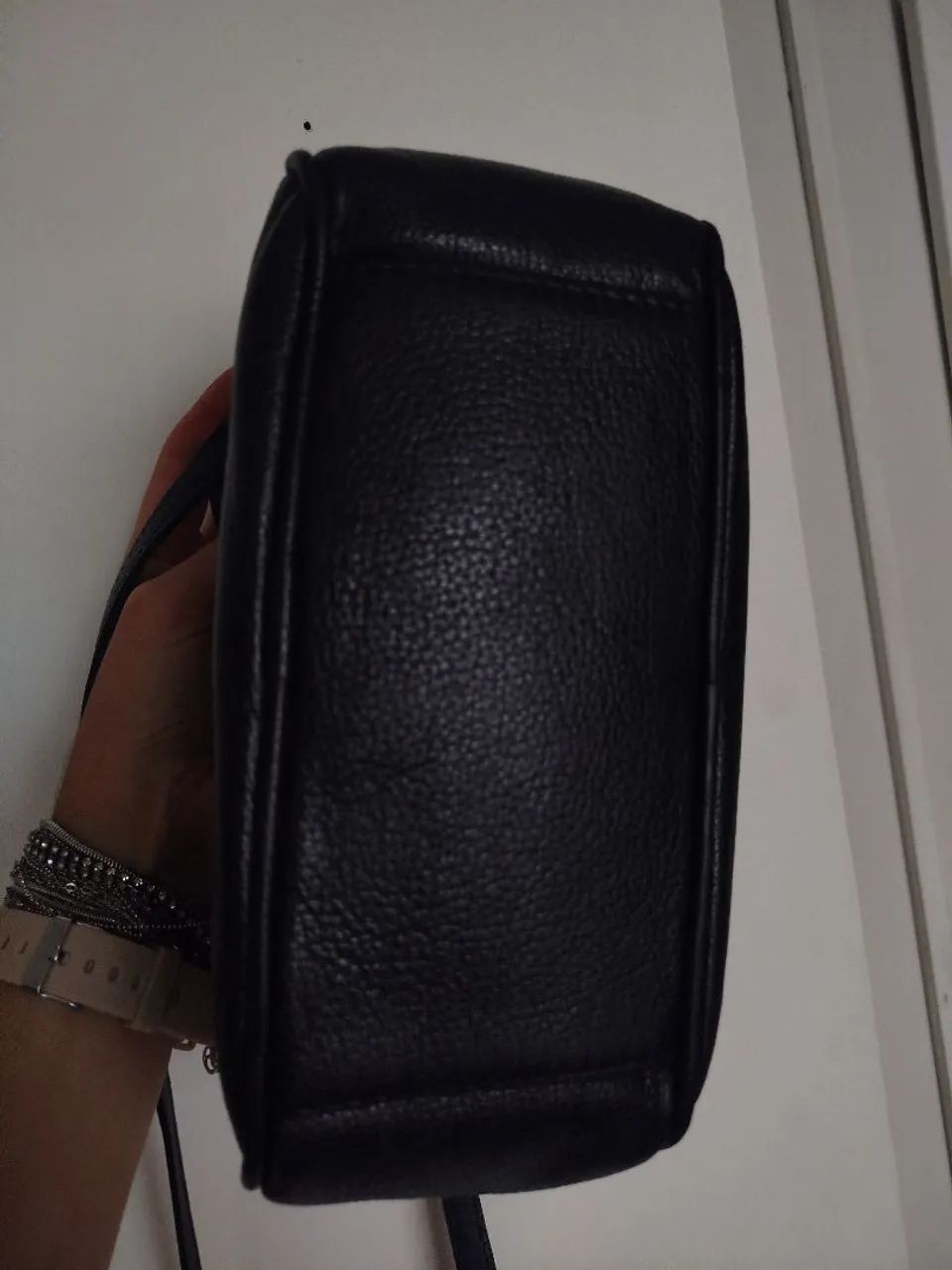 Bolsa de couro preta lê postiche  - Foto 3