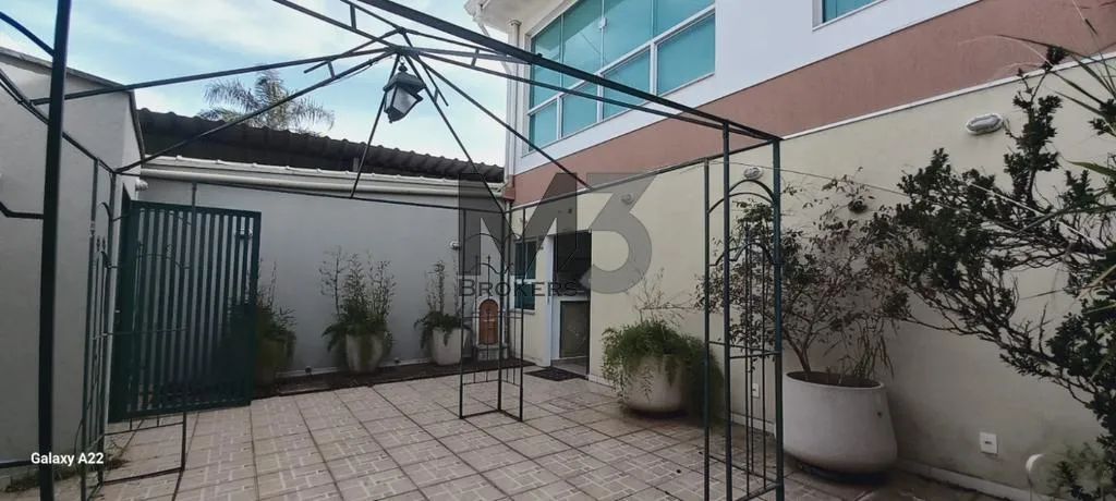 Casa à venda e para alugar em Campinas, Parque São Quirino, com 5 quartos, com 455.38 m² - Foto 3