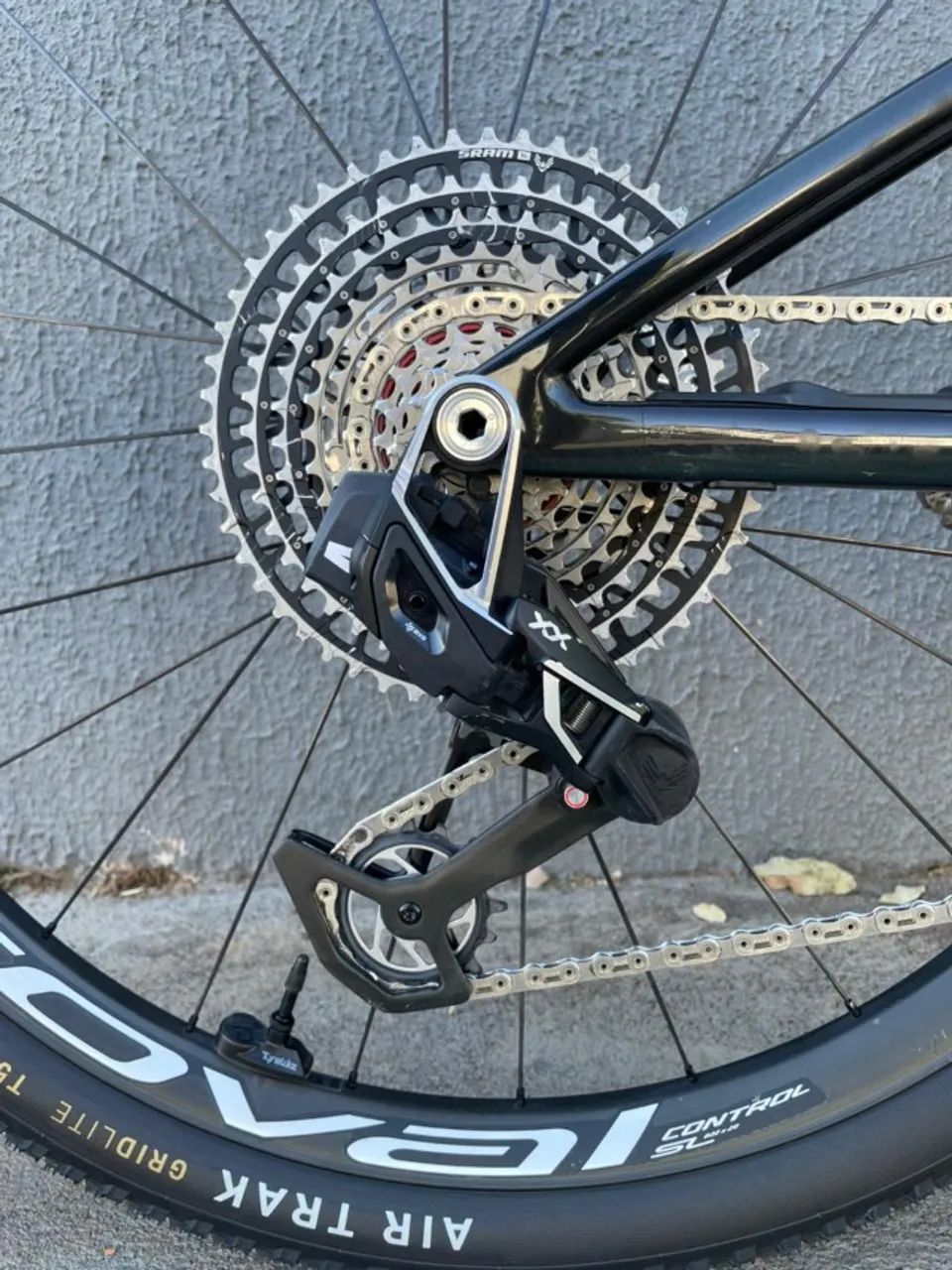 Specialized Epic 8 S-Works - Tamanho L - Usada - Foto 3