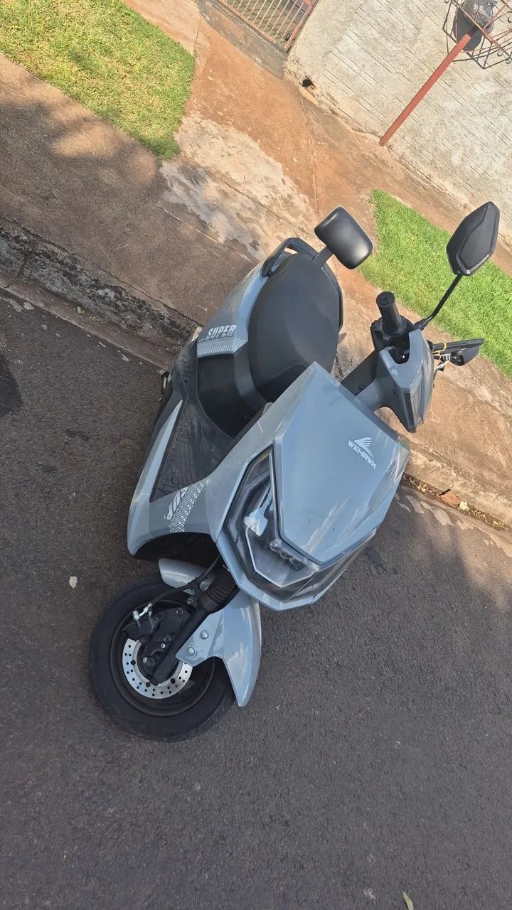 Scooter elétrica